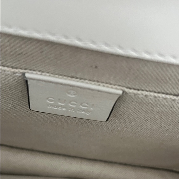 Gucci Dionysus White, Navy and Red Bamboo Top Handle Purse - Picture 6 of 8